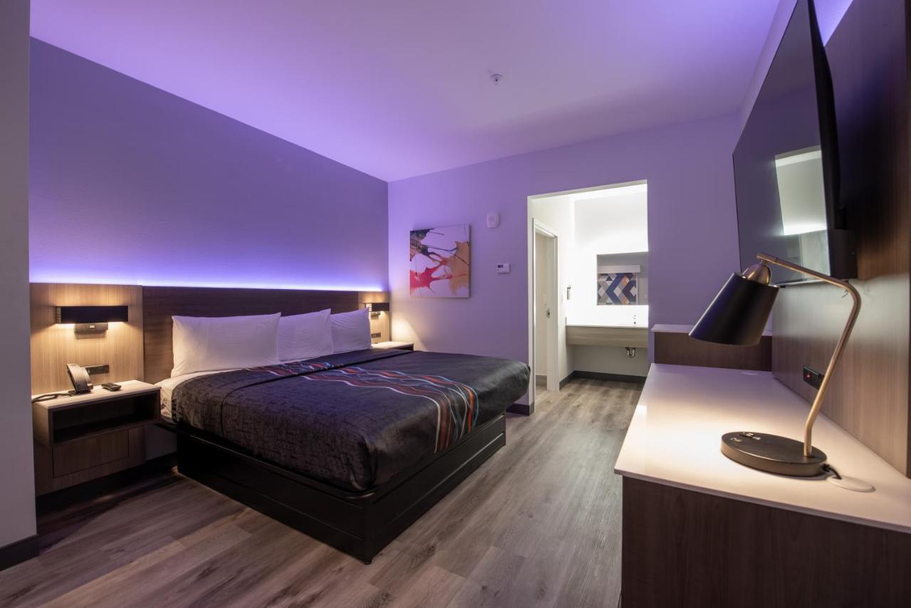 Express Inn & Suites Хюстън Екстериор снимка
